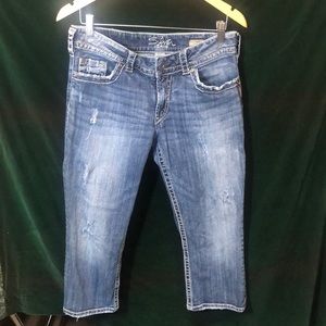 Silver Capri Jeans Distressed